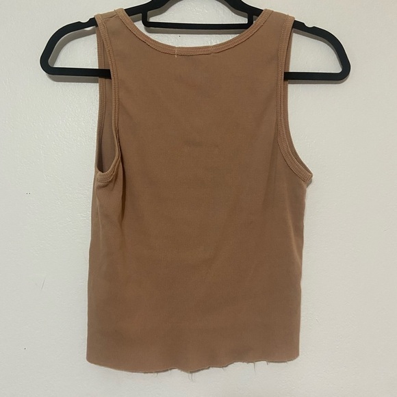 Guilded Intent Buckle Brand women's L crop button front ribbed tank EUC - Picture 4 of 5